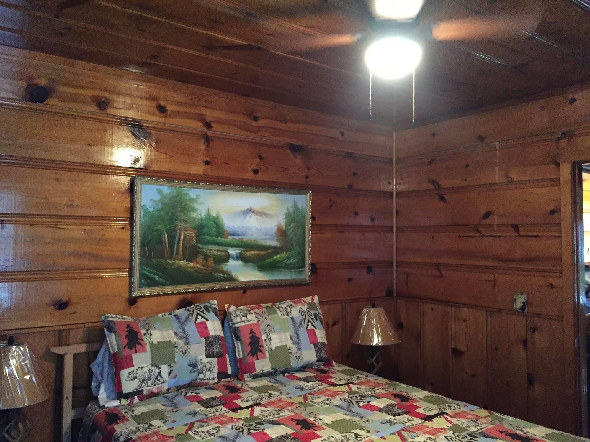 Lakewood Cabins Биг Бэар Лейк Экстерьер фото